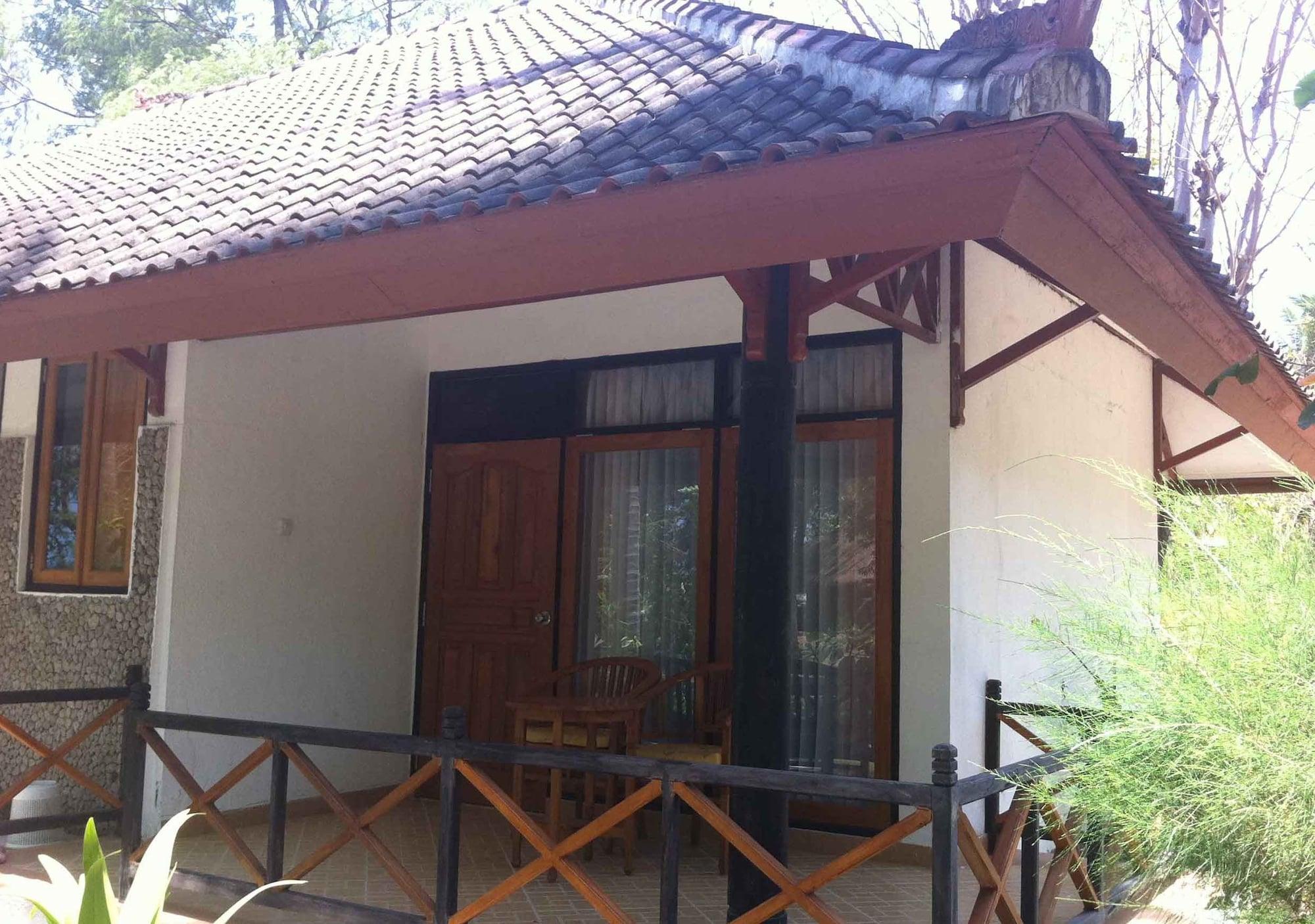 Oyo 2861 Hotel Gili Air & Restaurant Bagian luar foto