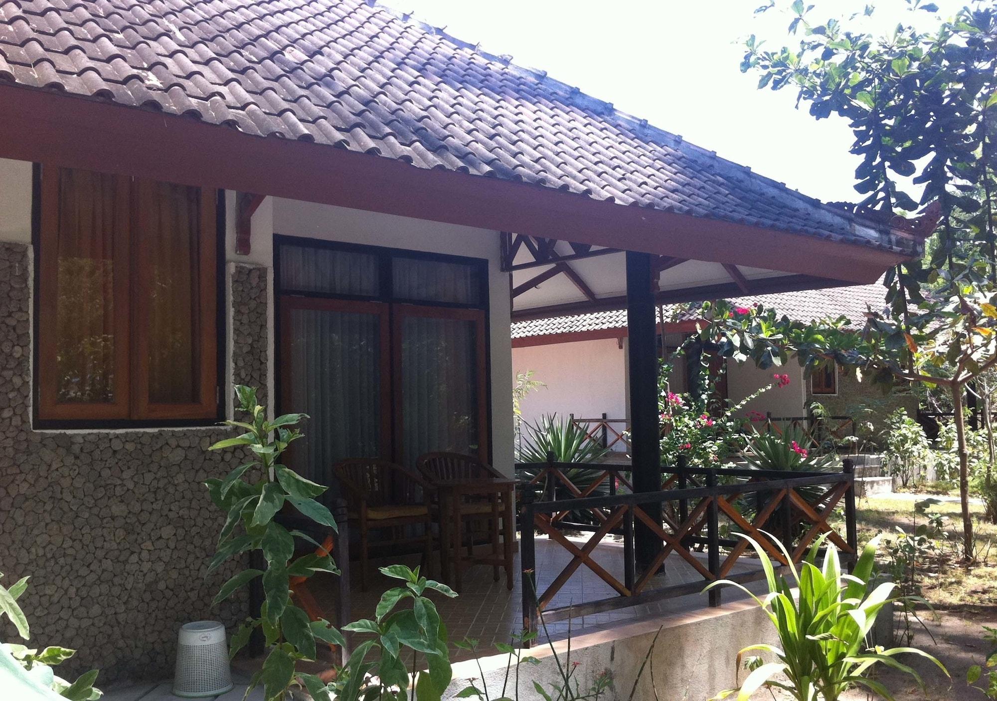 Oyo 2861 Hotel Gili Air & Restaurant Bagian luar foto