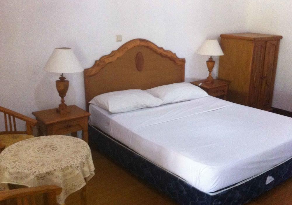 Oyo 2861 Hotel Gili Air & Restaurant Bagian luar foto