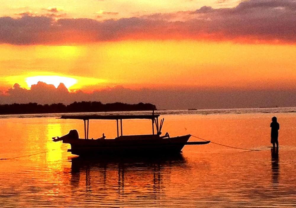 Oyo 2861 Hotel Gili Air & Restaurant Bagian luar foto