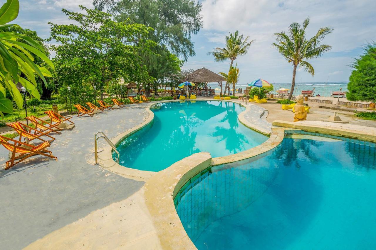 Oyo 2861 Hotel Gili Air & Restaurant Bagian luar foto